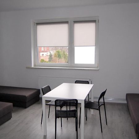 Riviera Rybnik Hostel Rybnik  Bagian luar foto
