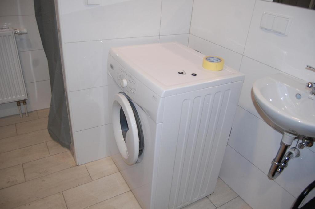 Riviera Rybnik Hostel Rybnik  Bagian luar foto