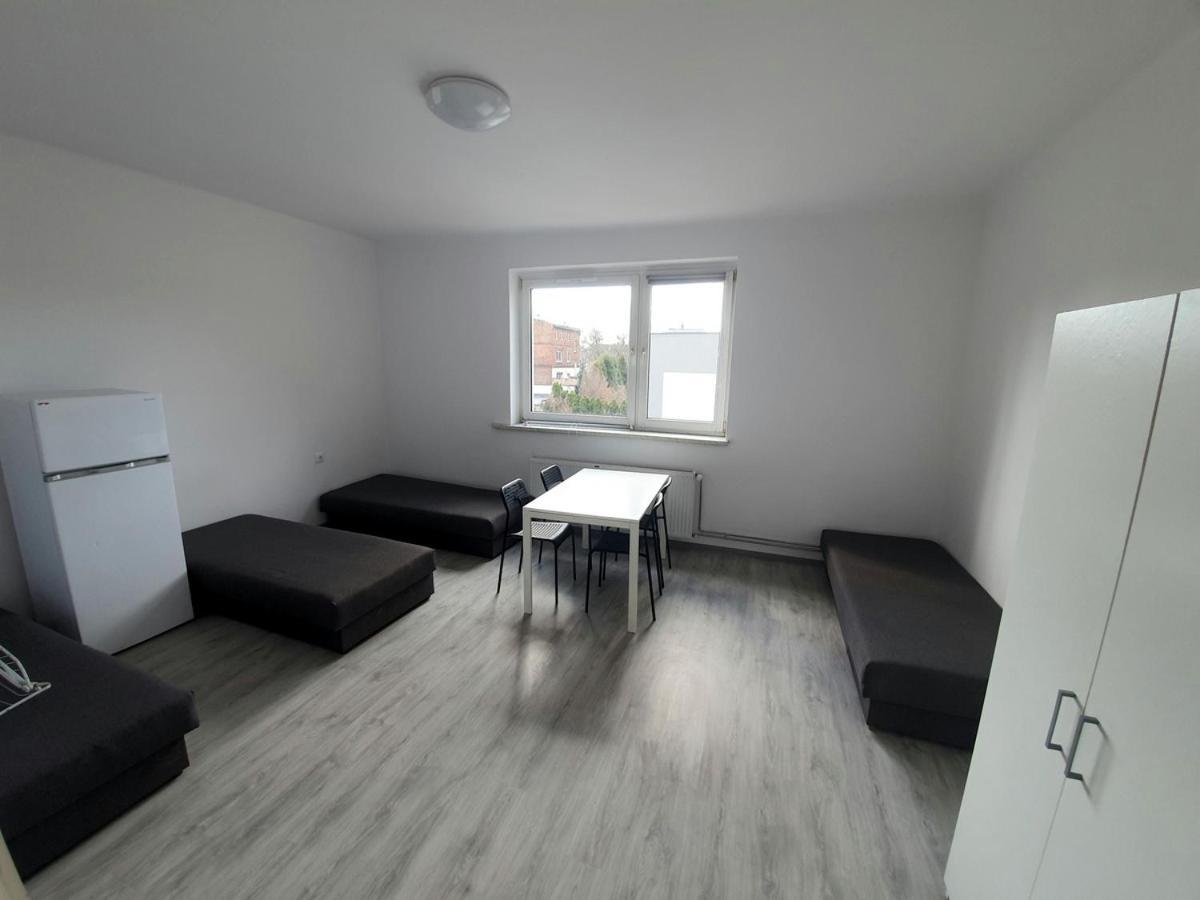 Riviera Rybnik Hostel Rybnik  Bagian luar foto